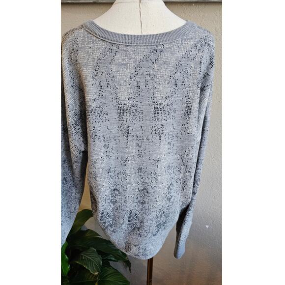 Skull Cashmere Oversized 100% Wool Abstract Skull Knit Sweater Women Size S Gray - Picture 2 of 7